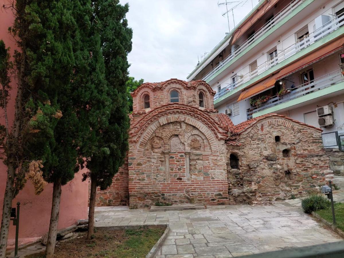 Apartment Garden Escape In Thessaloniki!