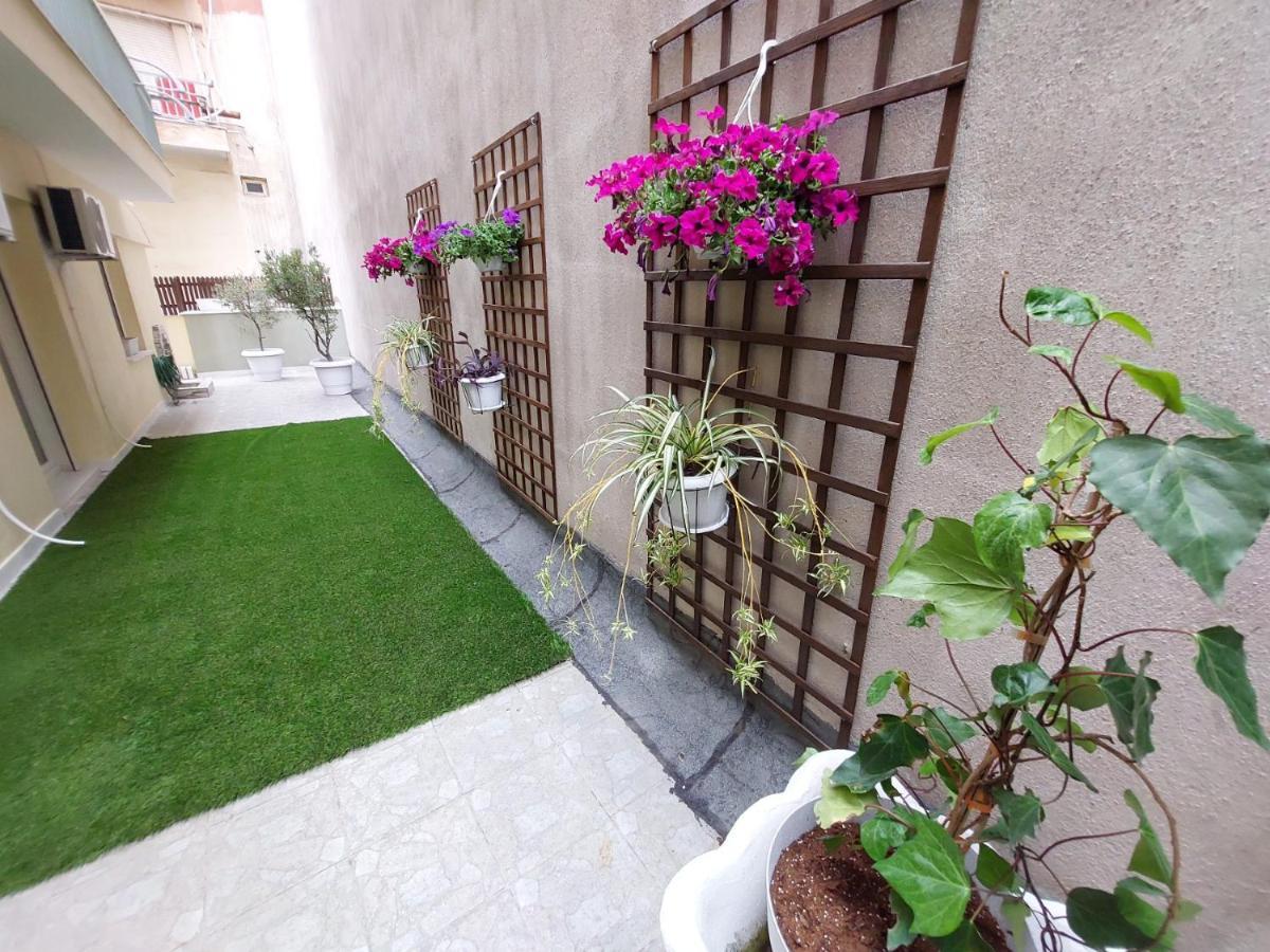 Garden Escape In Thessaloniki! Apartmán