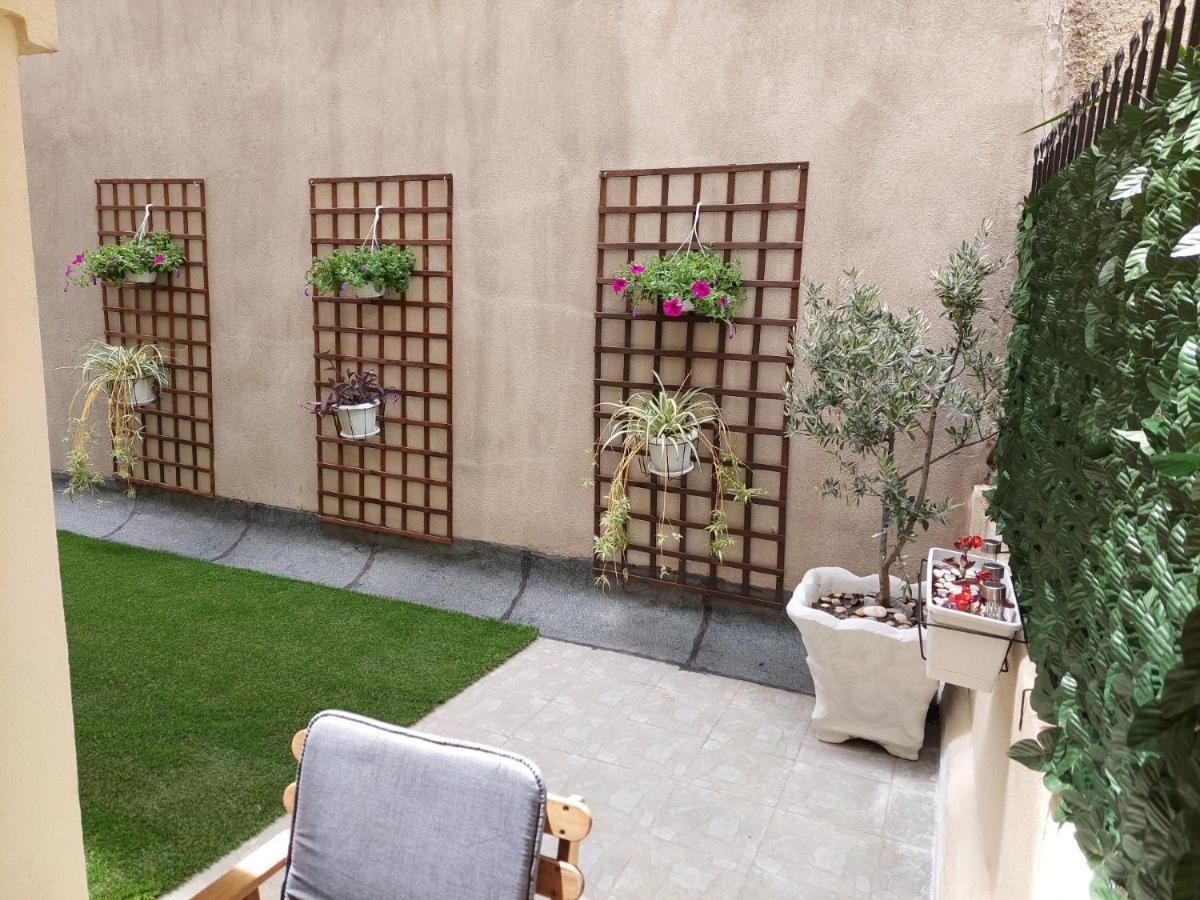Garden Escape In Thessaloniki! * Soluň