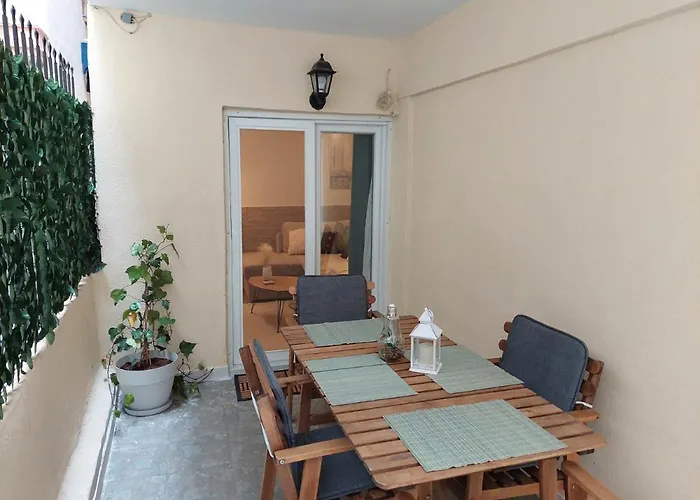 Central Garden Escape In Thessaloniki!